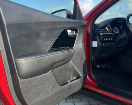 Червоний Кіа Niro, об'ємом двигуна 1.58 л та пробігом 71 тис. км за 22700 $, фото 32 на Automoto.ua