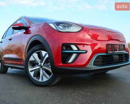 Красный Киа Niro, объемом двигателя 0 л и пробегом 91 тыс. км за 19550 $, фото 19 на Automoto.ua