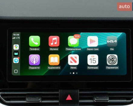 Червоний Кіа Niro, об'ємом двигуна 0 л та пробігом 46 тис. км за 24500 $, фото 45 на Automoto.ua