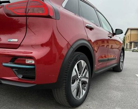 Червоний Кіа Niro, об'ємом двигуна 0 л та пробігом 52 тис. км за 21700 $, фото 5 на Automoto.ua
