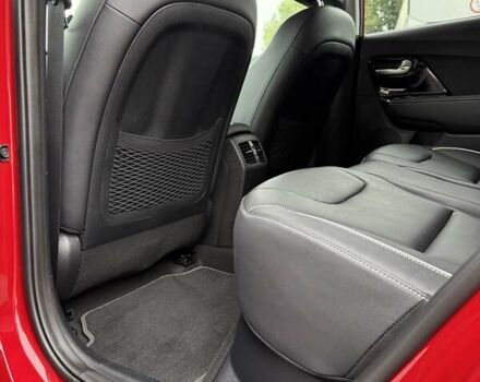 Червоний Кіа Niro, об'ємом двигуна 0 л та пробігом 52 тис. км за 21700 $, фото 40 на Automoto.ua