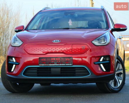 Красный Киа Niro, объемом двигателя 0 л и пробегом 91 тыс. км за 19550 $, фото 13 на Automoto.ua