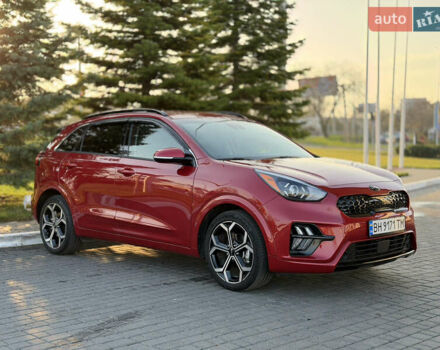 Красный Киа Niro, объемом двигателя 1.6 л и пробегом 52 тыс. км за 23800 $, фото 6 на Automoto.ua