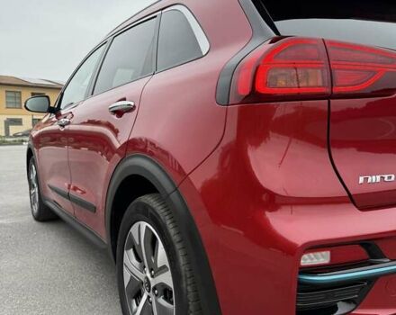 Червоний Кіа Niro, об'ємом двигуна 0 л та пробігом 52 тис. км за 21700 $, фото 6 на Automoto.ua