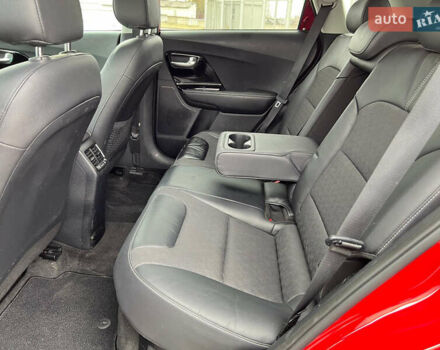 Красный Киа Niro, объемом двигателя 1.6 л и пробегом 108 тыс. км за 19500 $, фото 11 на Automoto.ua