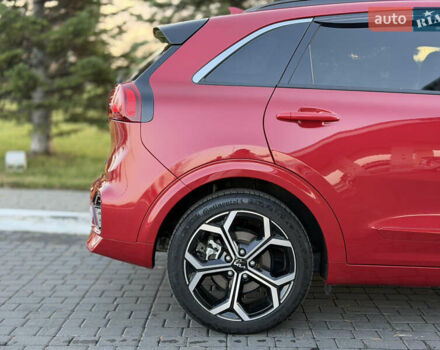 Красный Киа Niro, объемом двигателя 1.6 л и пробегом 52 тыс. км за 23800 $, фото 24 на Automoto.ua