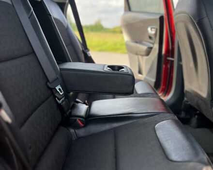 Червоний Кіа Niro, об'ємом двигуна 1.58 л та пробігом 71 тис. км за 22700 $, фото 22 на Automoto.ua