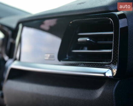 Красный Киа Niro, объемом двигателя 0 л и пробегом 91 тыс. км за 19550 $, фото 61 на Automoto.ua