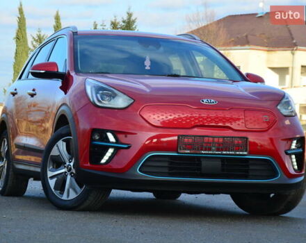 Красный Киа Niro, объемом двигателя 0 л и пробегом 91 тыс. км за 19550 $, фото 23 на Automoto.ua