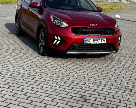 Червоний Кіа Niro, об'ємом двигуна 1.58 л та пробігом 71 тис. км за 22700 $, фото 1 на Automoto.ua