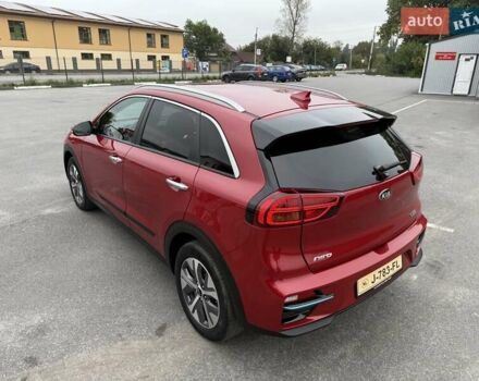 Червоний Кіа Niro, об'ємом двигуна 0 л та пробігом 52 тис. км за 21700 $, фото 8 на Automoto.ua