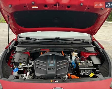Червоний Кіа Niro, об'ємом двигуна 0 л та пробігом 52 тис. км за 21700 $, фото 50 на Automoto.ua
