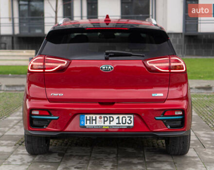 Червоний Кіа Niro, об'ємом двигуна 0 л та пробігом 46 тис. км за 24500 $, фото 9 на Automoto.ua
