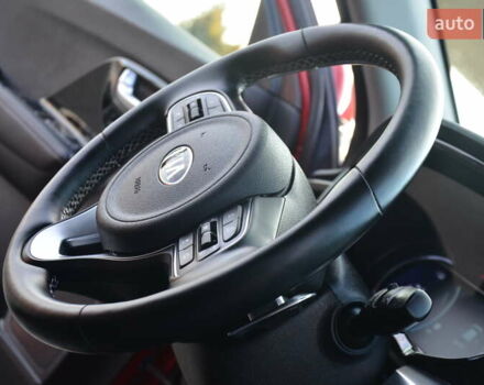 Красный Киа Niro, объемом двигателя 0 л и пробегом 91 тыс. км за 19550 $, фото 65 на Automoto.ua