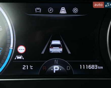 Красный Киа Niro, объемом двигателя 0 л и пробегом 111 тыс. км за 20300 $, фото 40 на Automoto.ua