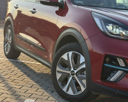 Красный Киа Niro, объемом двигателя 0 л и пробегом 40 тыс. км за 23000 $, фото 20 на Automoto.ua