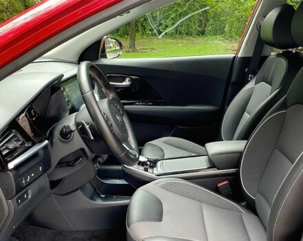 Червоний Кіа Niro, об'ємом двигуна 0 л та пробігом 37 тис. км за 8700 $, фото 12 на Automoto.ua