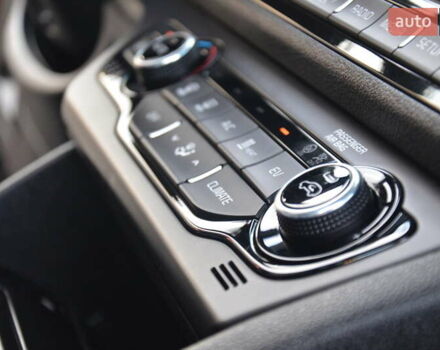 Красный Киа Niro, объемом двигателя 0 л и пробегом 91 тыс. км за 19550 $, фото 68 на Automoto.ua