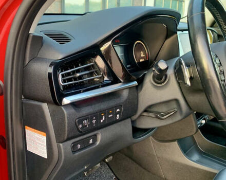 Красный Киа Niro, объемом двигателя 0 л и пробегом 89 тыс. км за 18100 $, фото 95 на Automoto.ua