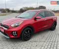 Красный Киа Niro, объемом двигателя 1.6 л и пробегом 108 тыс. км за 19500 $, фото 1 на Automoto.ua
