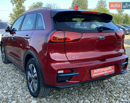 Красный Киа Niro, объемом двигателя 0 л и пробегом 111 тыс. км за 20300 $, фото 17 на Automoto.ua