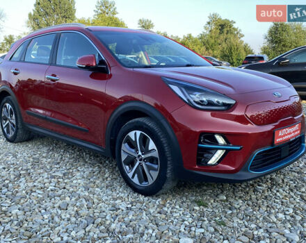 Красный Киа Niro, объемом двигателя 0 л и пробегом 111 тыс. км за 20300 $, фото 22 на Automoto.ua