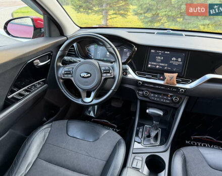Красный Киа Niro, объемом двигателя 1.6 л и пробегом 52 тыс. км за 23800 $, фото 11 на Automoto.ua
