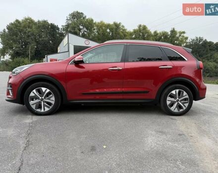Червоний Кіа Niro, об'ємом двигуна 0 л та пробігом 52 тис. км за 21700 $, фото 4 на Automoto.ua