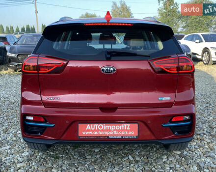 Красный Киа Niro, объемом двигателя 0 л и пробегом 111 тыс. км за 20300 $, фото 18 на Automoto.ua