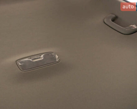 Червоний Кіа Niro, об'ємом двигуна 0 л та пробігом 46 тис. км за 24500 $, фото 34 на Automoto.ua