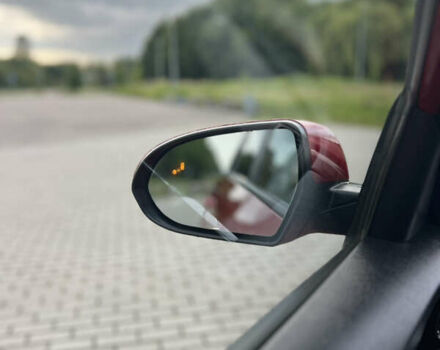 Червоний Кіа Niro, об'ємом двигуна 1.58 л та пробігом 71 тис. км за 22700 $, фото 54 на Automoto.ua