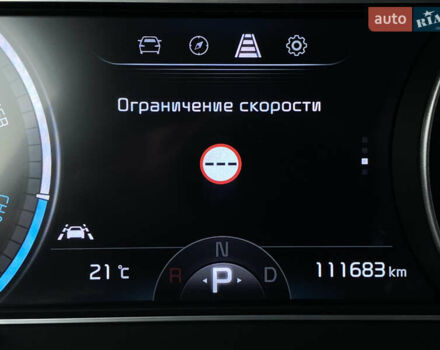 Красный Киа Niro, объемом двигателя 0 л и пробегом 111 тыс. км за 20300 $, фото 42 на Automoto.ua