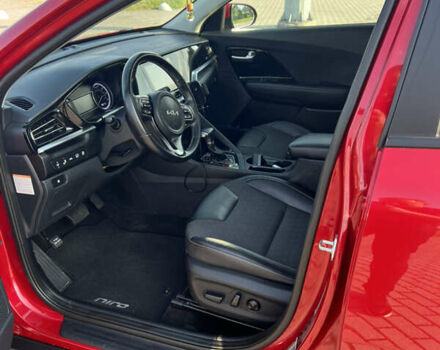 Червоний Кіа Niro, об'ємом двигуна 1.58 л та пробігом 71 тис. км за 22700 $, фото 18 на Automoto.ua
