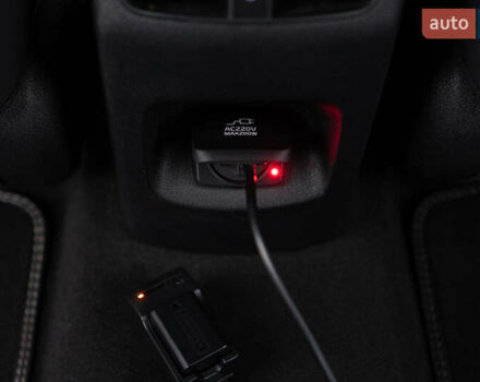 Червоний Кіа Niro, об'ємом двигуна 0 л та пробігом 46 тис. км за 24500 $, фото 61 на Automoto.ua