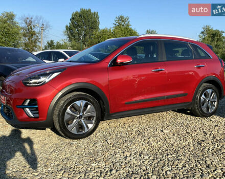 Красный Киа Niro, объемом двигателя 0 л и пробегом 111 тыс. км за 20300 $, фото 14 на Automoto.ua