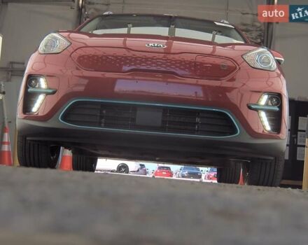 Червоний Кіа Niro, об'ємом двигуна 0 л та пробігом 51 тис. км за 6000 $, фото 1 на Automoto.ua
