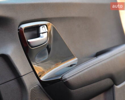 Красный Киа Niro, объемом двигателя 0 л и пробегом 91 тыс. км за 19550 $, фото 42 на Automoto.ua