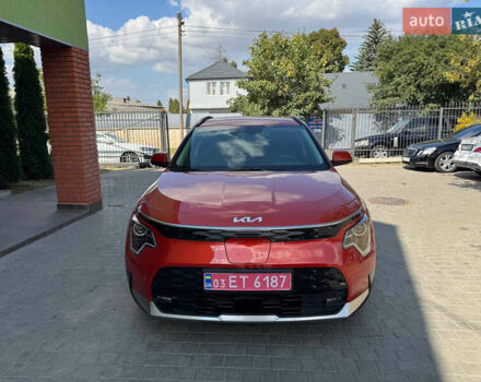 Червоний Кіа Niro, об'ємом двигуна 0 л та пробігом 26 тис. км за 25500 $, фото 2 на Automoto.ua