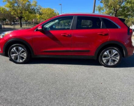 Красный Киа Niro, объемом двигателя 0 л и пробегом 22 тыс. км за 10100 $, фото 3 на Automoto.ua