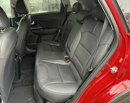 Червоний Кіа Niro, об'ємом двигуна 1.6 л та пробігом 12 тис. км за 14000 $, фото 14 на Automoto.ua