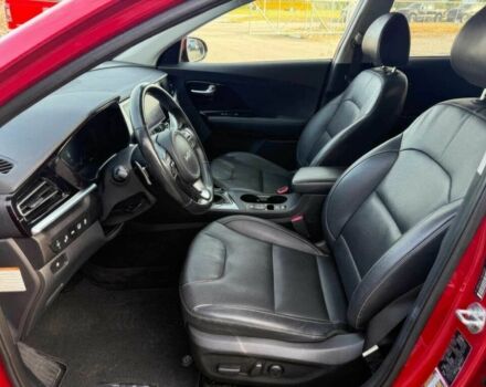 Красный Киа Niro, объемом двигателя 1.6 л и пробегом 17 тыс. км за 16000 $, фото 6 на Automoto.ua