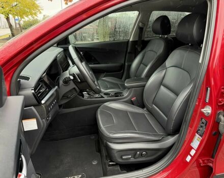 Червоний Кіа Niro, об'ємом двигуна 1.6 л та пробігом 12 тис. км за 14000 $, фото 8 на Automoto.ua