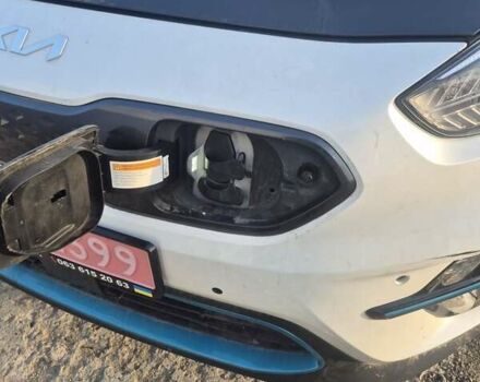 Красный Киа Niro, объемом двигателя 0 л и пробегом 35 тыс. км за 16800 $, фото 8 на Automoto.ua