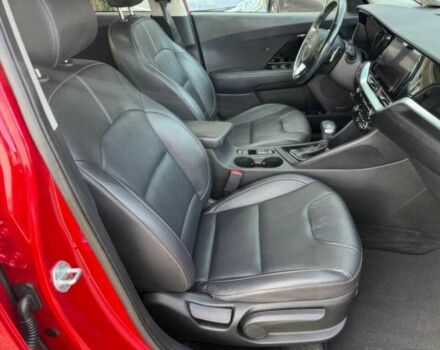 Красный Киа Niro, объемом двигателя 1.6 л и пробегом 17 тыс. км за 16500 $, фото 8 на Automoto.ua