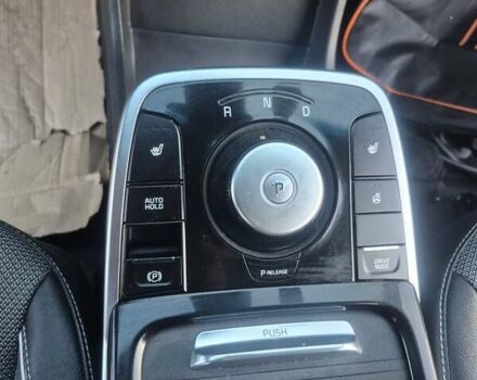 Красный Киа Niro, объемом двигателя 0 л и пробегом 35 тыс. км за 16800 $, фото 13 на Automoto.ua