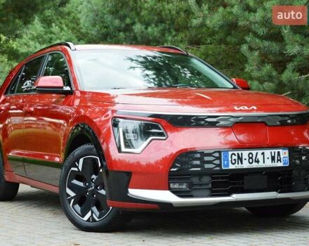 Червоний Кіа Niro, об'ємом двигуна 0 л та пробігом 57 тис. км за 24600 $, фото 5 на Automoto.ua