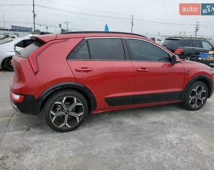 Красный Киа Niro, объемом двигателя 1.58 л и пробегом 76 тыс. км за 9000 $, фото 2 на Automoto.ua