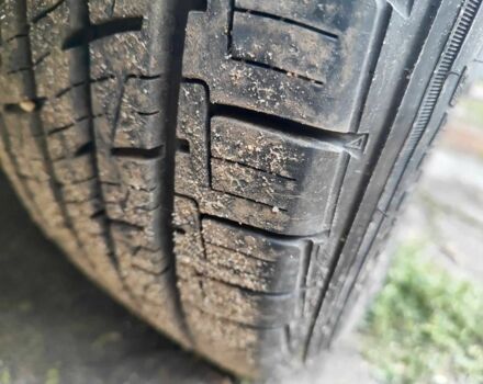 Киа Niro 2023 в Одессе на Automoto.ua Красный Киа Niro, объемом двигателя 1.6 л и пробегом 170 тыс. км за 345 $, фото 23 на Automoto.ua