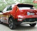 Червоний Кіа Niro, об'ємом двигуна 0 л та пробігом 57 тис. км за 24600 $, фото 11 на Automoto.ua