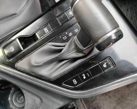 Киа Niro 2023 в Одессе на Automoto.ua Красный Киа Niro, объемом двигателя 1.6 л и пробегом 170 тыс. км за 345 $, фото 22 на Automoto.ua